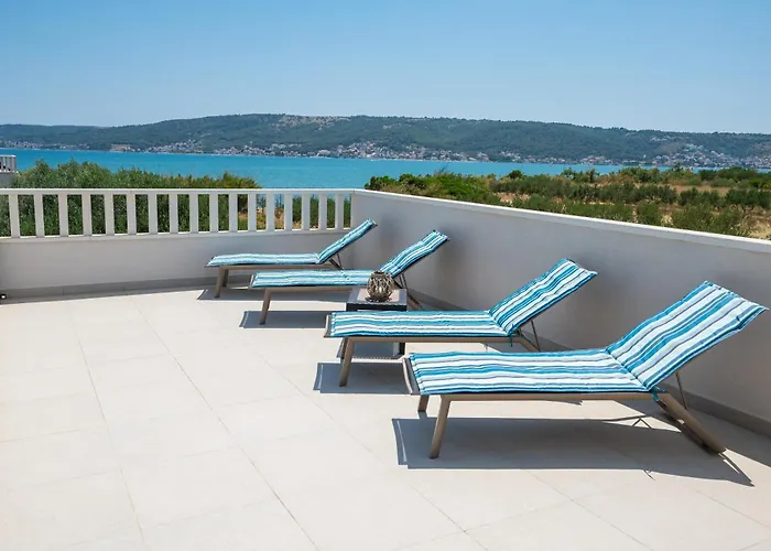 Villa Beachfront Mihovil With Direct Access