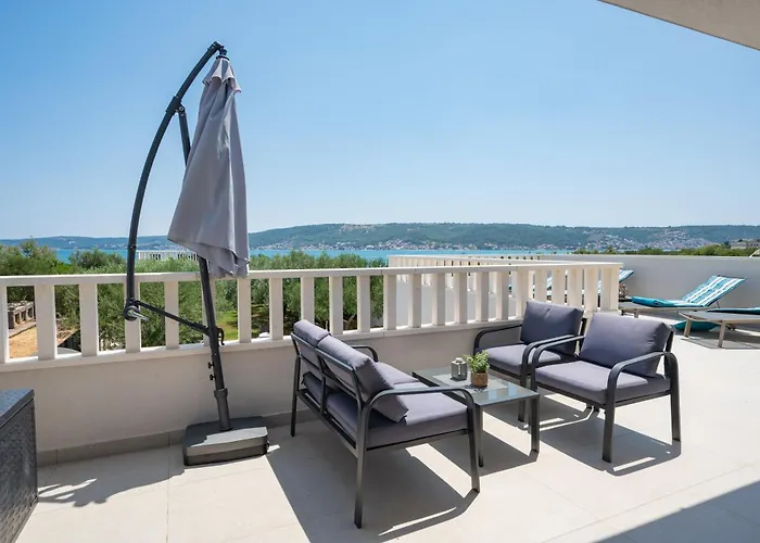 Villa Beachfront Mihovil With Direct Access *