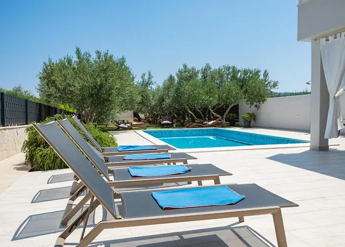 Beachfront Mihovil With Direct Access *