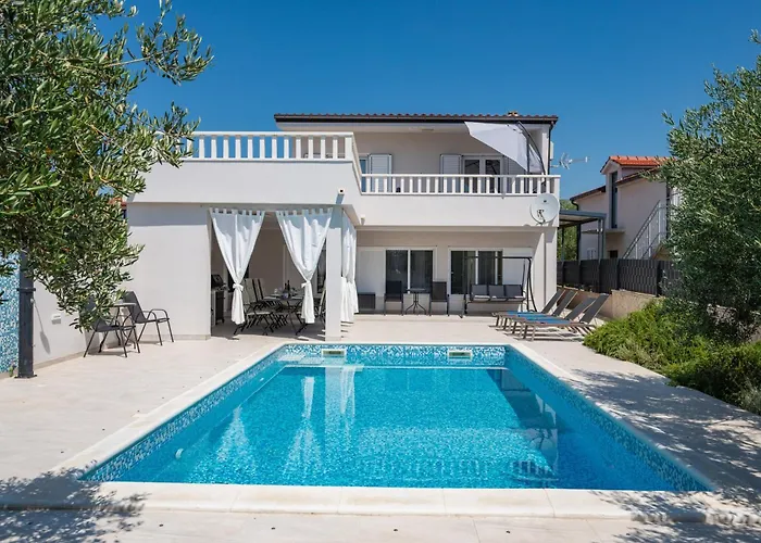 Beachfront Mihovil With Direct Access Villa *