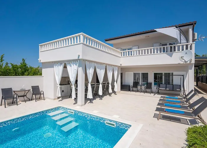 Villa Beachfront Mihovil With Direct Access