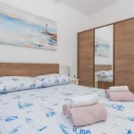 Vila Beachfront Mihovil With Direct Access *